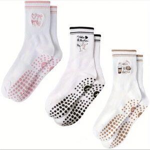 Pilates Grip Socks – 3 Pairs Set
